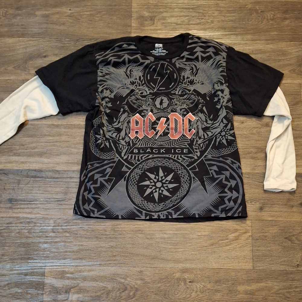 AC/DC Black Ice Long Thermal Sleeves Shirt 2009 Concert Merchandise.